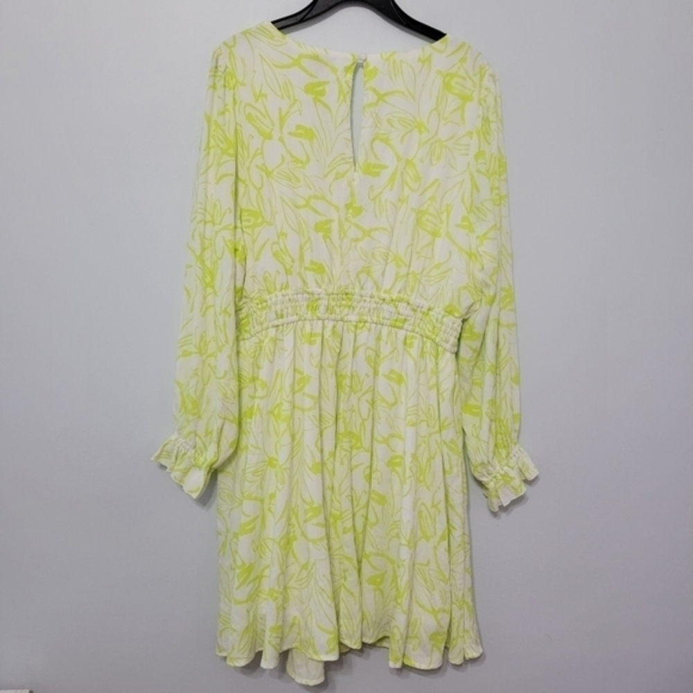 Torrid Mini Wash Gauze Wide‎ Waist Skater Dress Size 1X Floral Yellow Green Lime - Picture 11 of 16